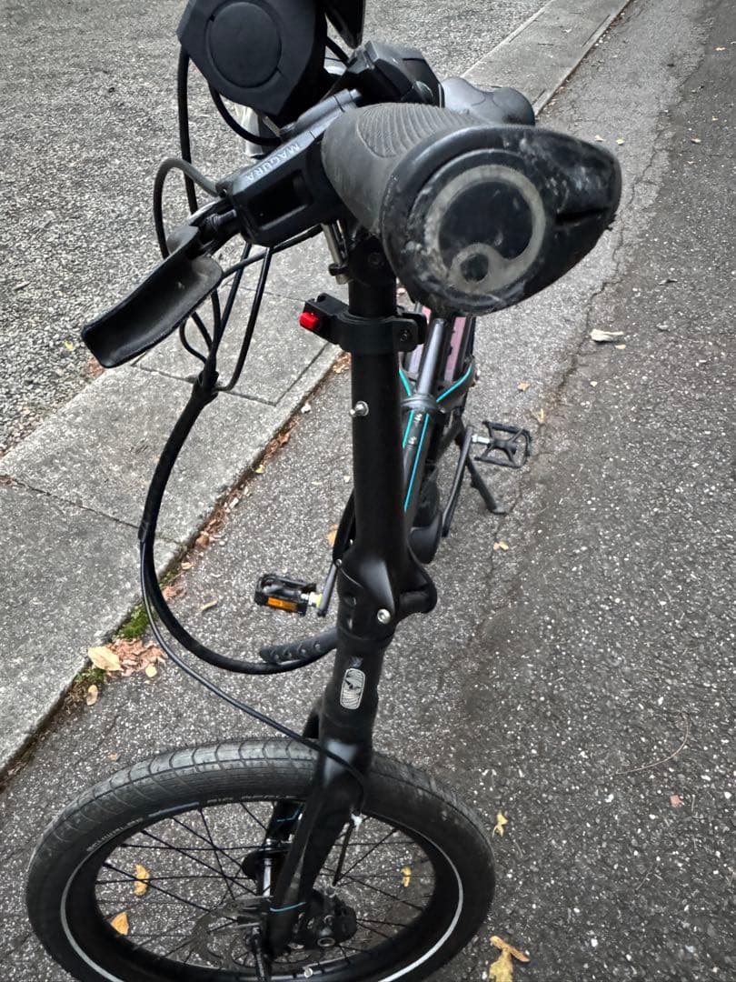 TERN《VektronS10》総走行距離90キロ《折畳電動自転車》《室内保管》