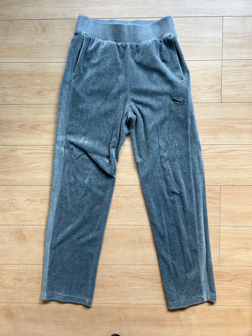 PUMA ☆美品☆ セットアップ　ベロア　ジャージ　グレー　Lサイズ