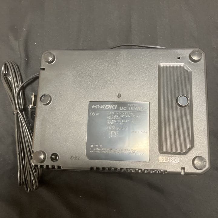 14 18V急速充電器 USB充電端子付UC18YDL2