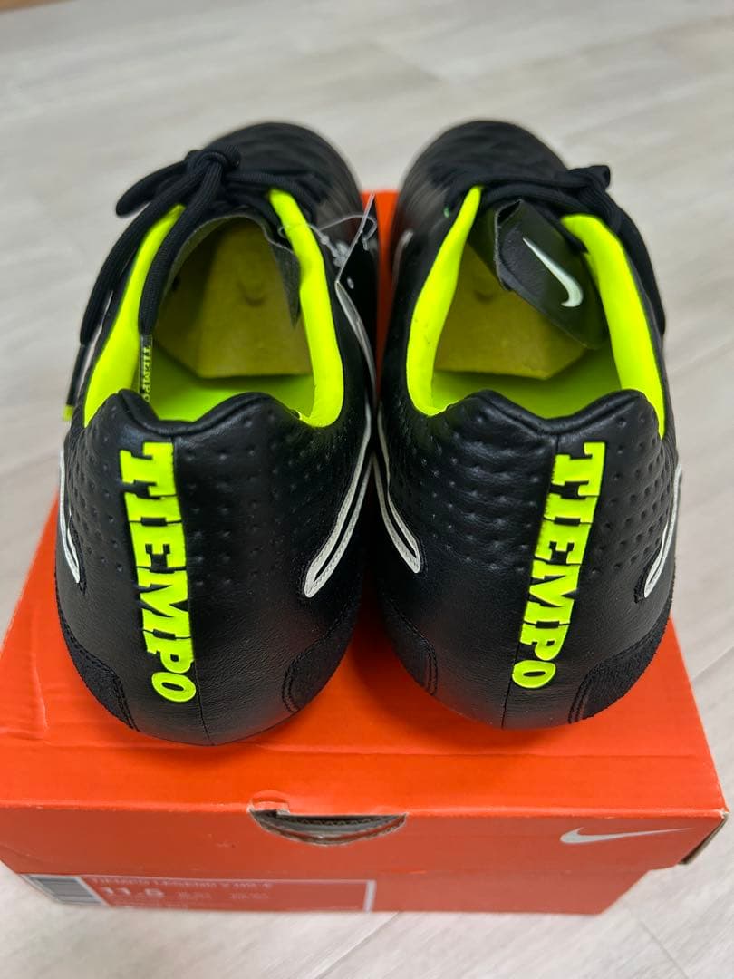 NIKEティエンポレジェンド V HG-E 29.5cm