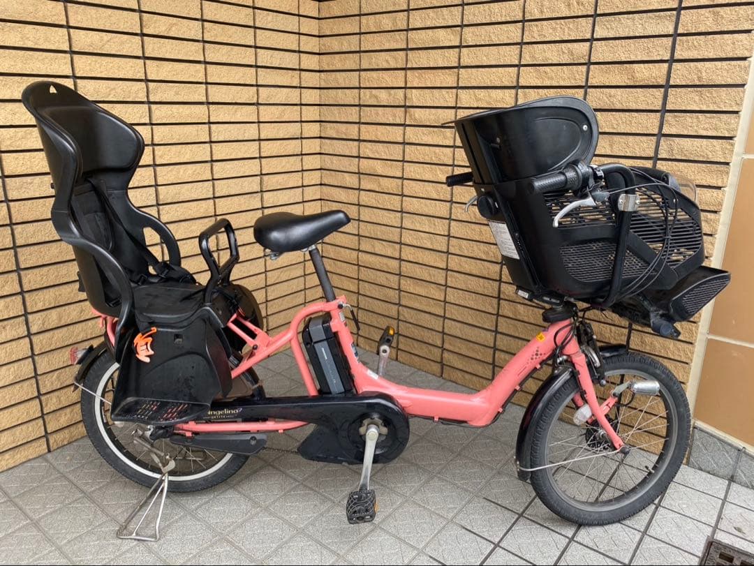 電動アシスト自転車　ブリヂストン　20インチ 子供乗せ　3人乗り ピンク色