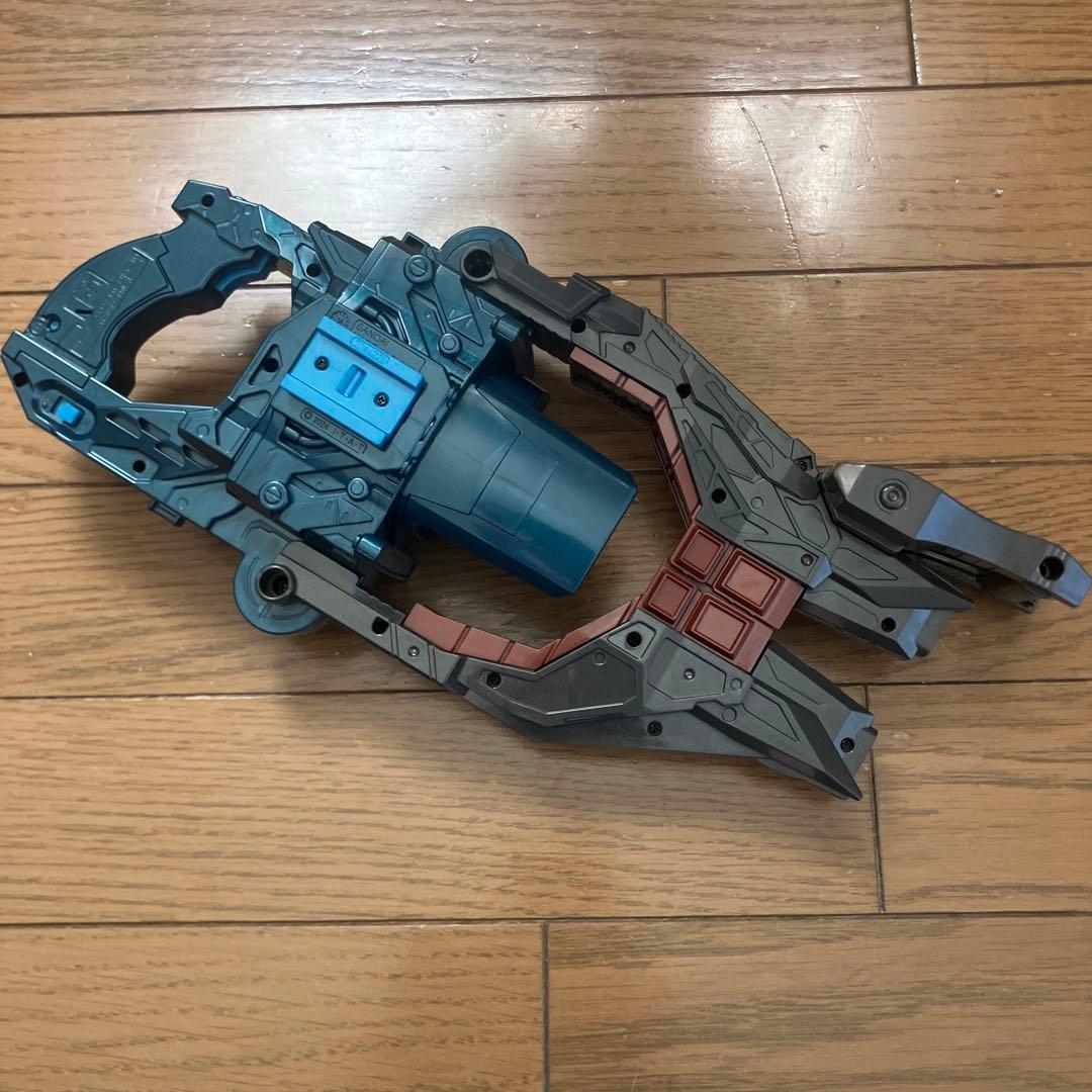 ヴァレンバスター　仮面ライダー　ガヴ　ガブ　ヴァレン　バレン　ゼッツ　ヴラム