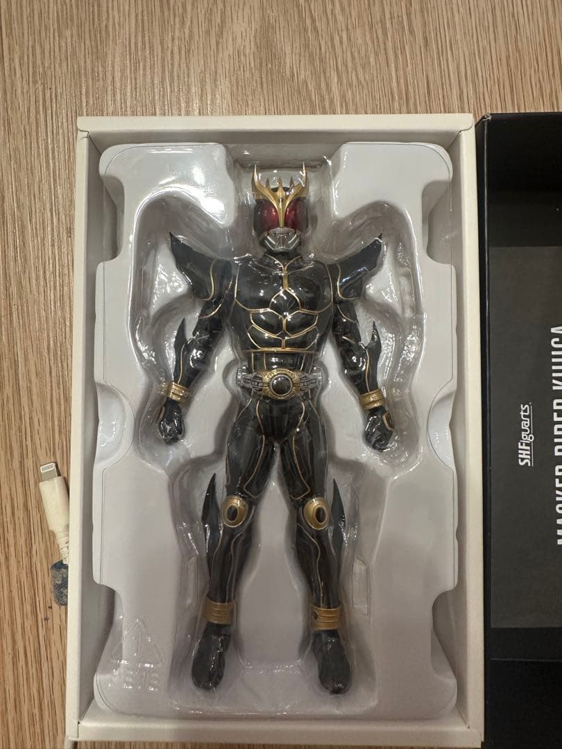 真骨彫 S.H.F 仮面ライダークウガアルティメットフォーム