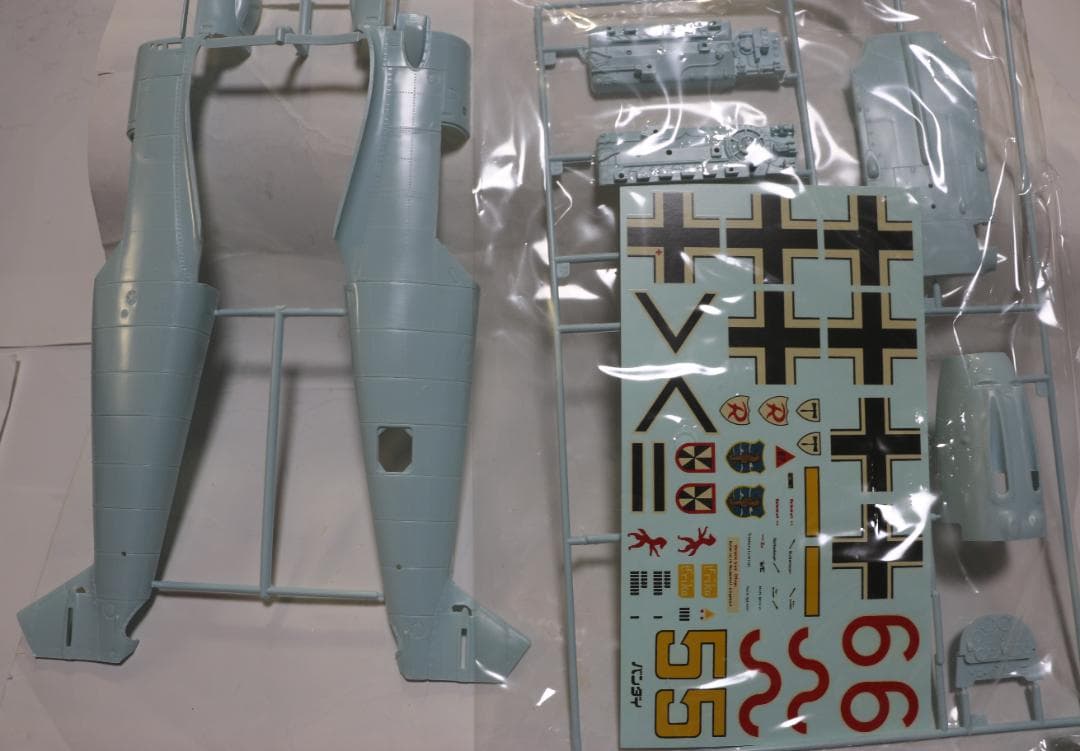 ビックスケール　バンダイ製1／２４　メッサーシュミットＢｆ１０９E４　プラモデル