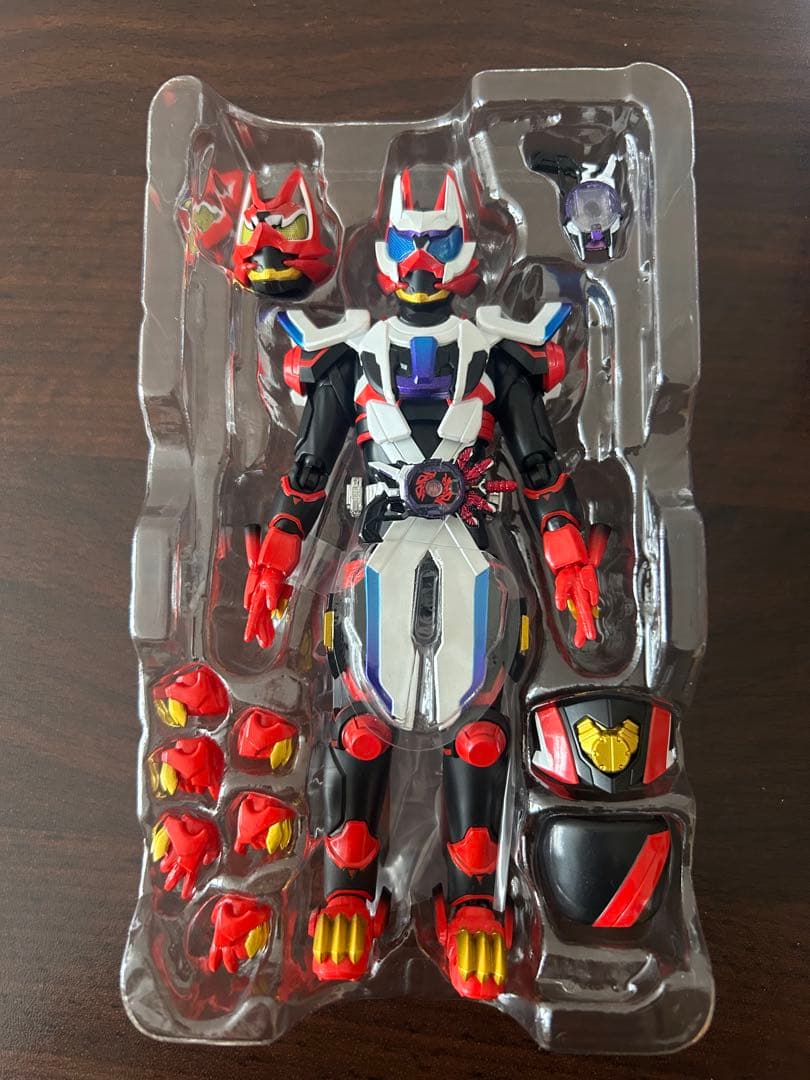 S.H.Figuarts 仮面ライダーギーツレーザーブースト&ブーストマークⅡ