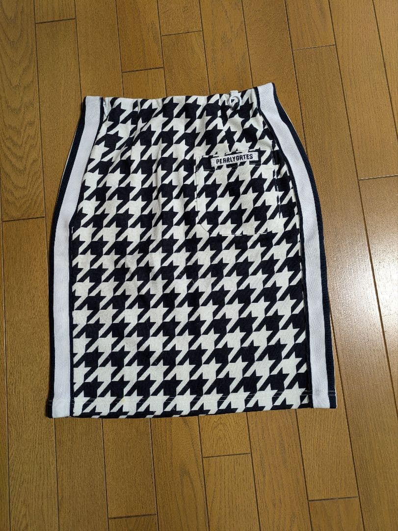 パーリーゲイツゴルフスカート