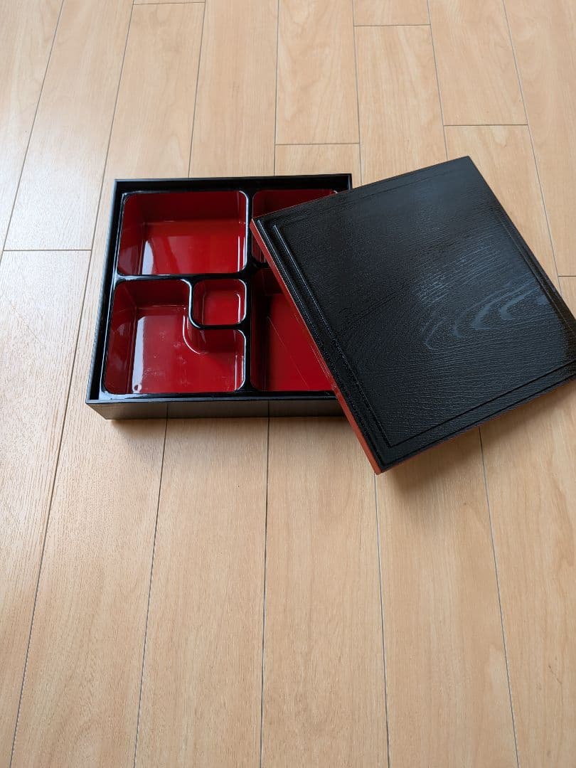 松花堂弁当DX8.5黒渕朱６個