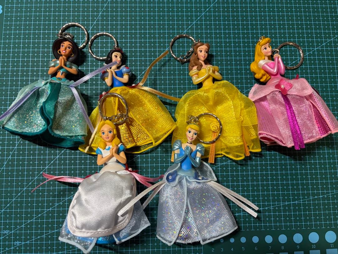 ディズニープリンセス キーホルダー 公式 まとめ売り