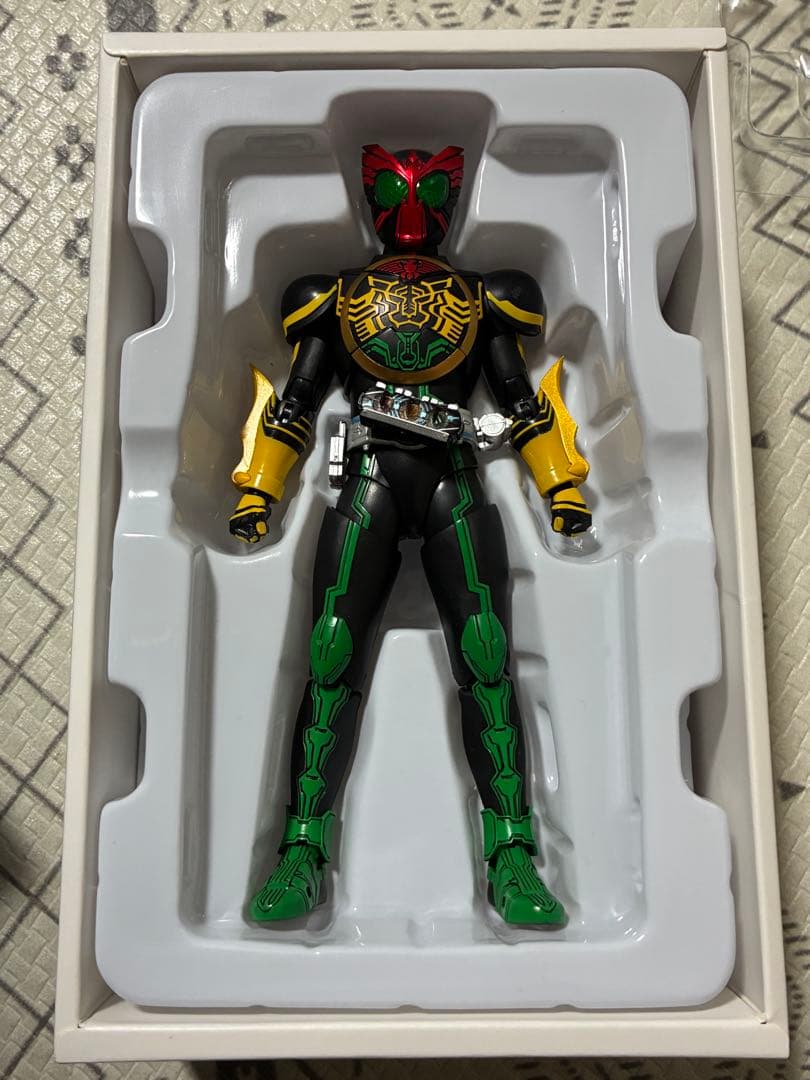 【ジャンク品】S.H.Figuarts 真骨彫 仮面ライダーオーズ タトバコンボ