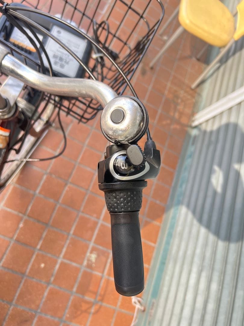 関西限定ヤマハ電動アシスト自転車タイヤ26インチバッテリー 8.7Ah ブラウン