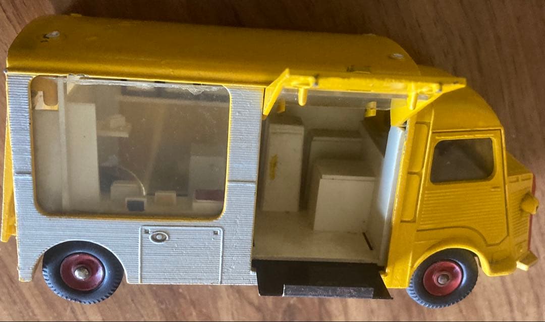 完全ジャンク品 dinky toys PHILIPS ミニカー