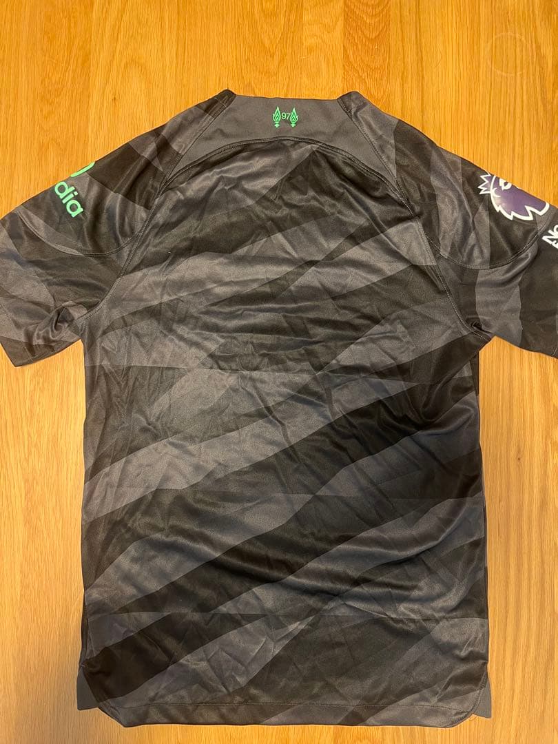 Liverpool FCゴールキーパーシャツ,パンツ Nike2022-2023