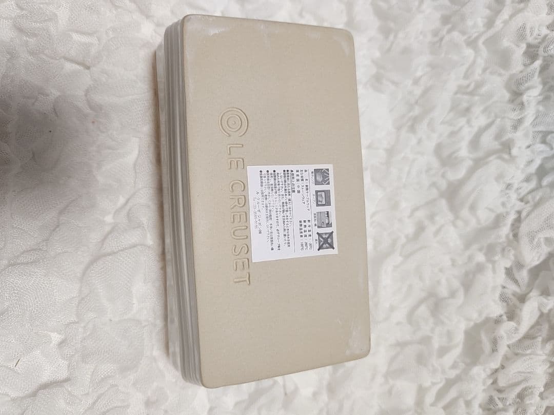 値下げレア新品ルクルーゼ Butter Dish with Wood Lid