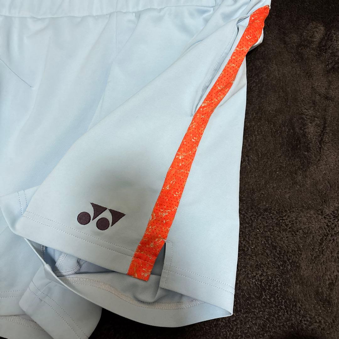 バドミントンハーフパンツＬ専用取り置き中です。