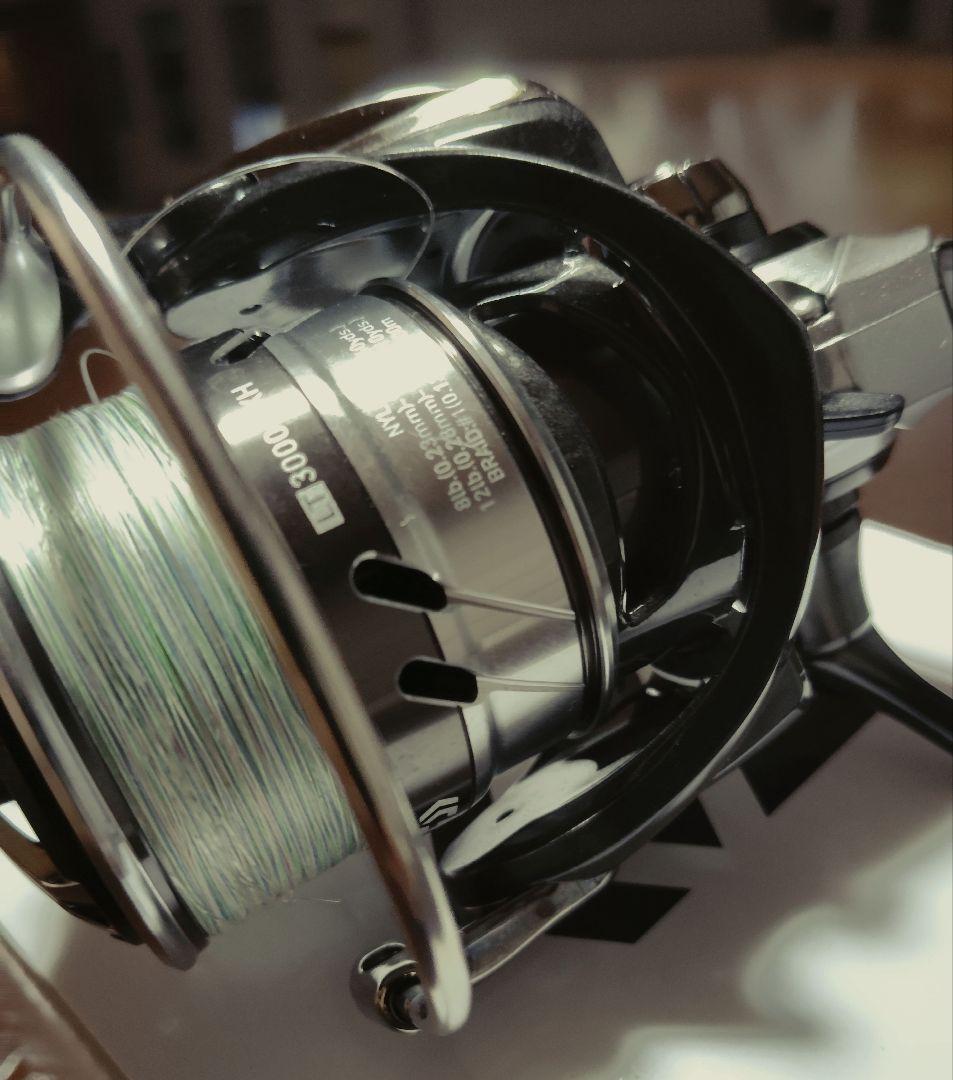 DAIWA　スピニングリール　ＣＡＬＤlＡ LT3000-ＣＸＨ