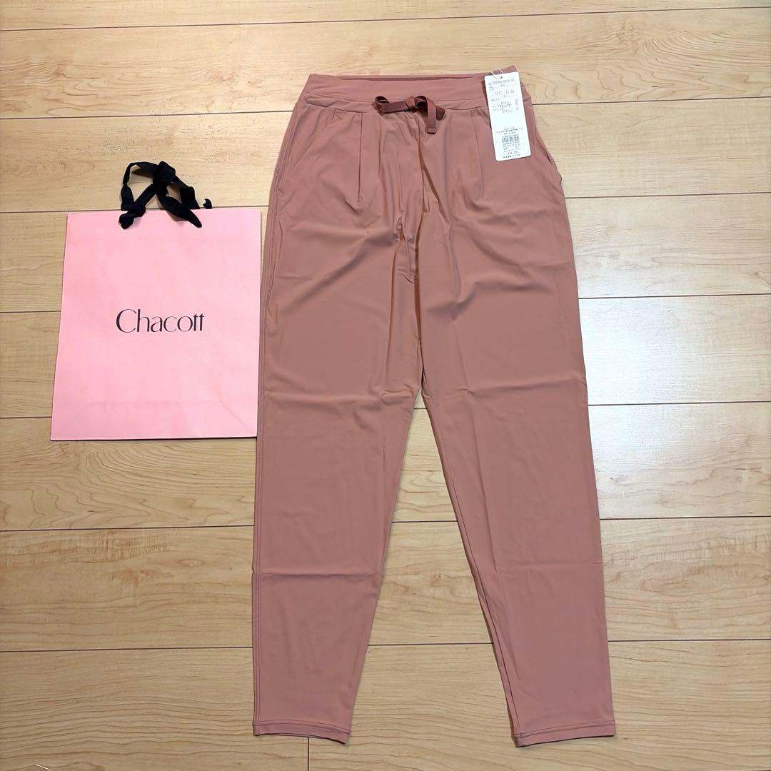新品Chacott タックテーパードパンツ サイズM ¥14,300