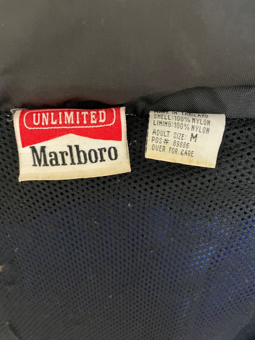 Marlboro ウィンドブレーカー 青/黒　隠し（収納）フード付サイズ【M】