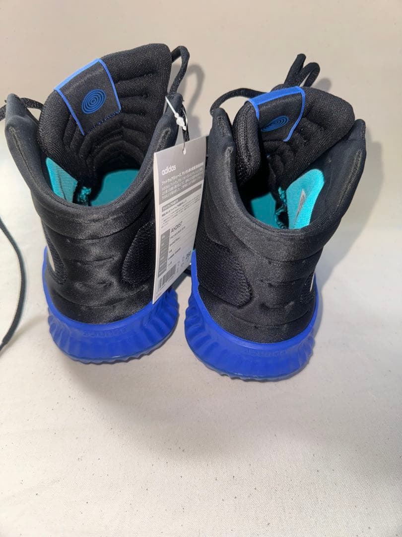 adidas バスケットシューズ AH2657 260mm