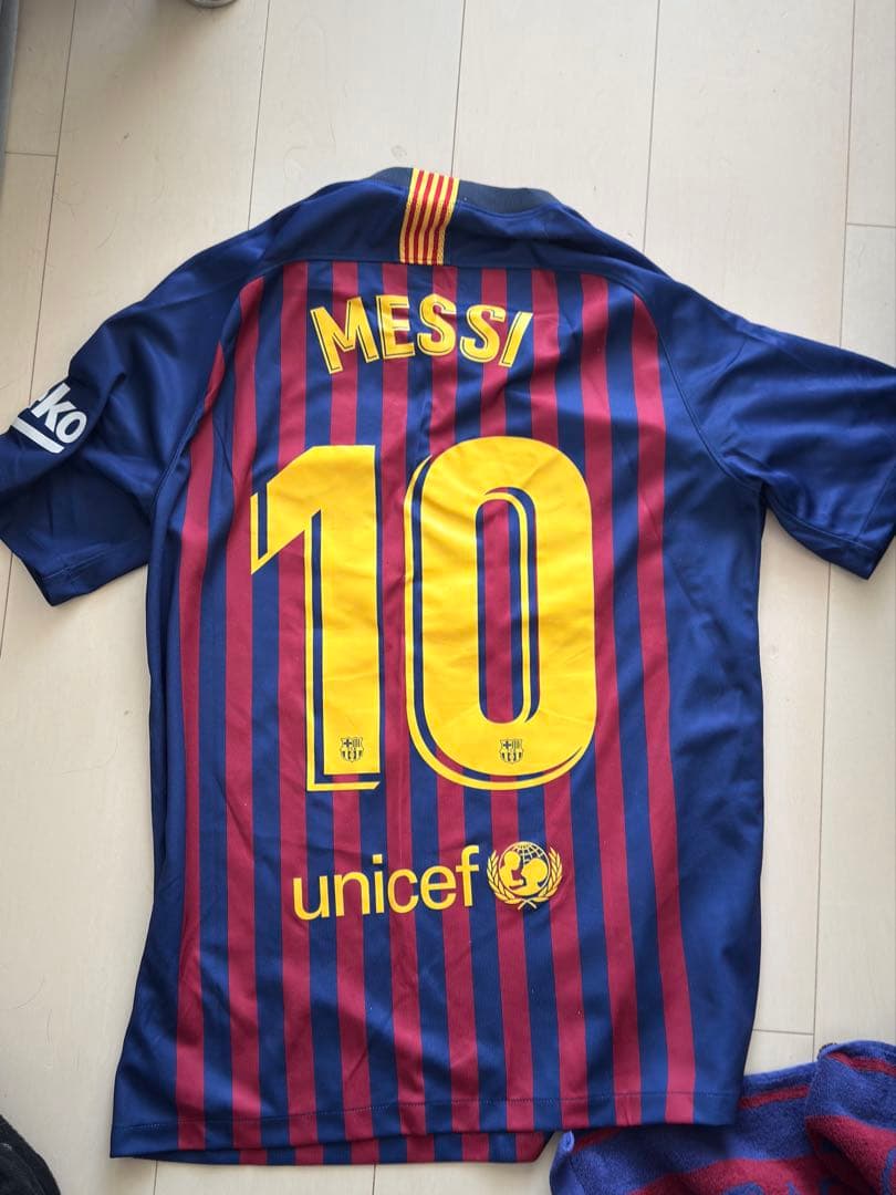FCバルセロナ メッシ 10番 ユニフォーム&マフラータオルセット　Mサイズ