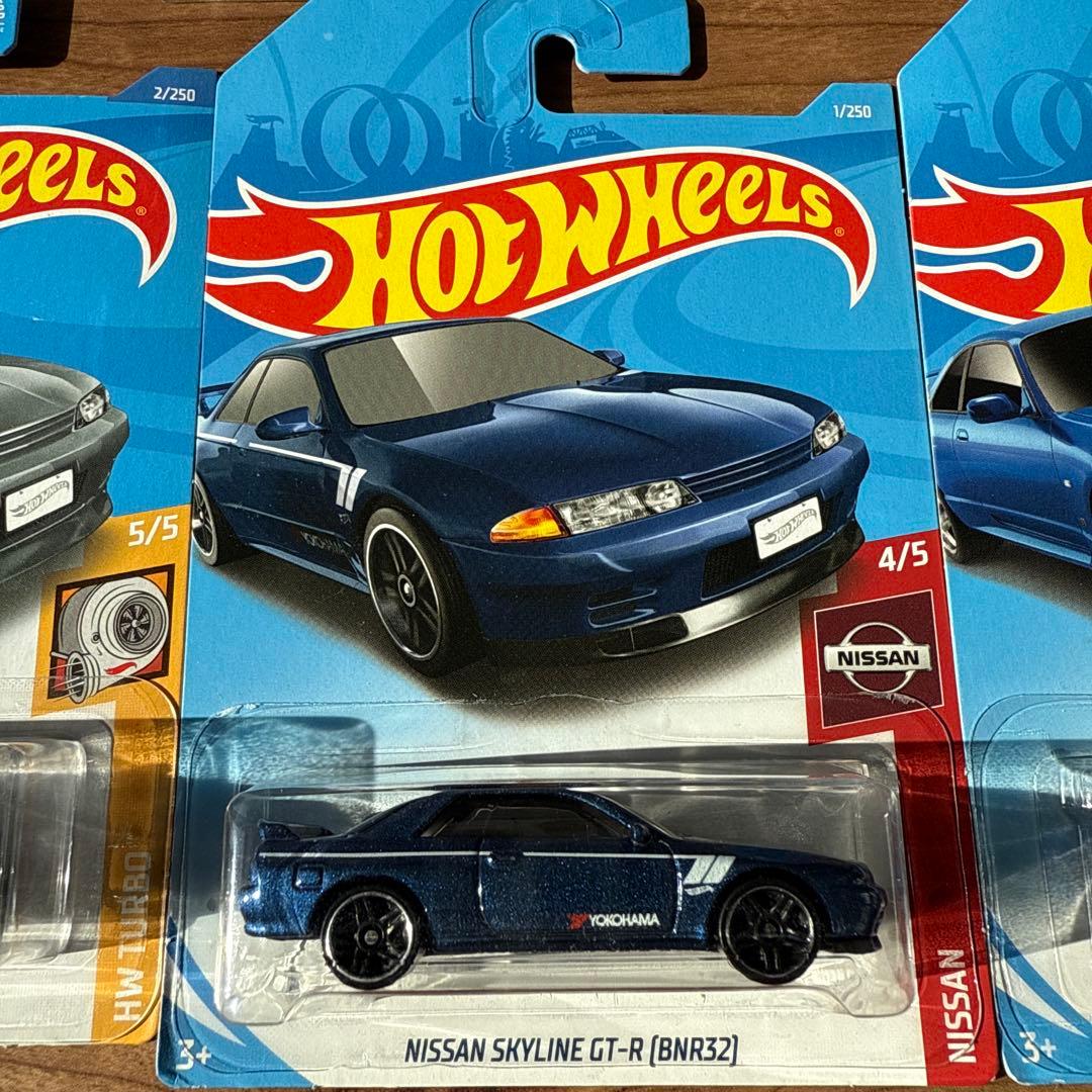 ホットウィール　スカイライン　GT-R 240Z S30Z‼️