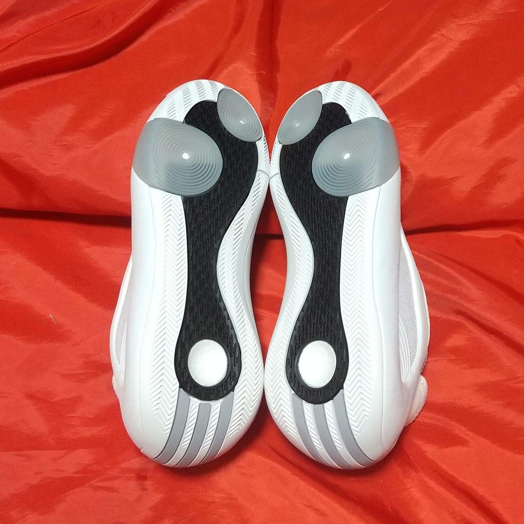 【新品未使用】アディダス　ハーデン8 バスケシューズ
