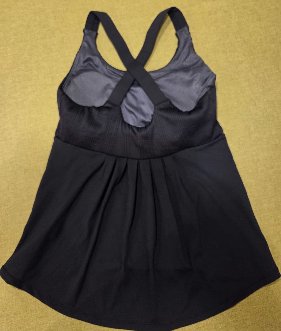 SUKALA☆美品☆バックフレアタンクトップ ブラック☆Ｌサイズ