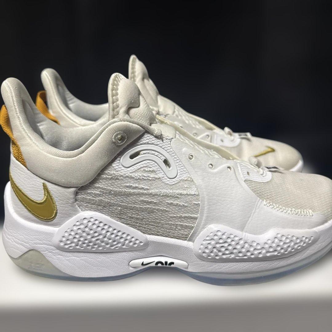 ポール　ジョージ　PG5 NIKE ID ホワイト／ゴールド