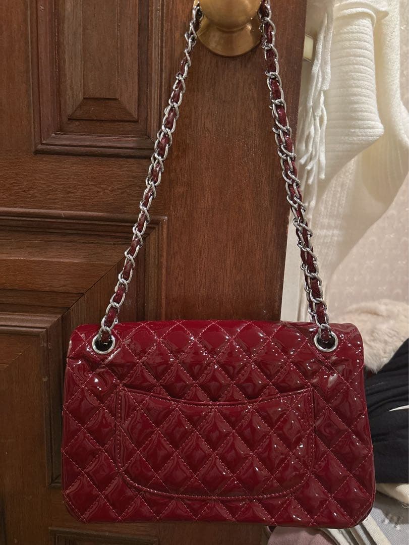 ♡希少♡新品♡CHANELワインレッドエナメルチェーンショルダーバッグ25