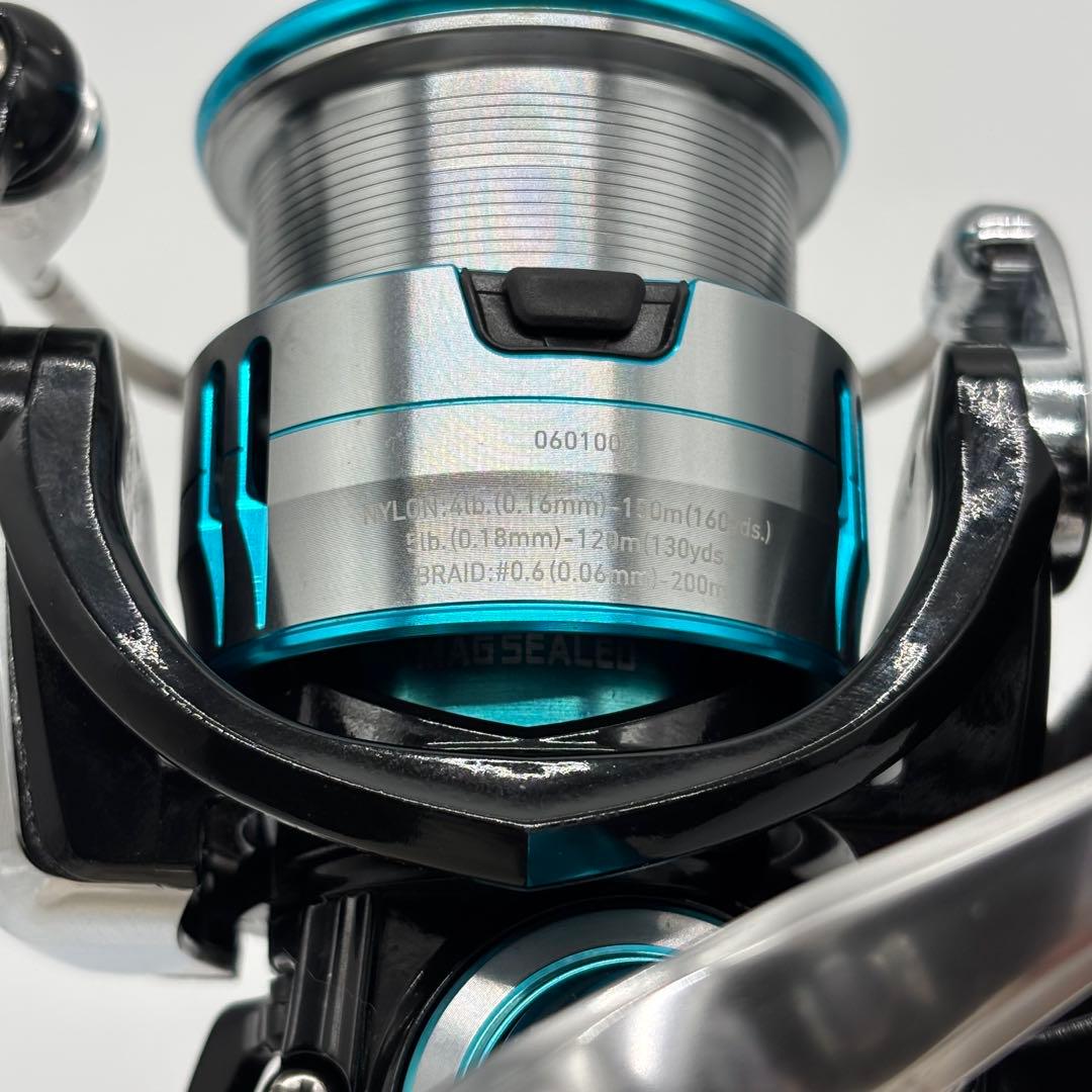 【未使用】エメラルダス LT2500S-DH エギング ダブルハンドル