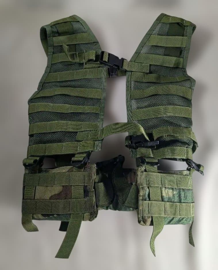 米軍 MOLLE ロードベアリングベスト実物 本物の質感　管3039