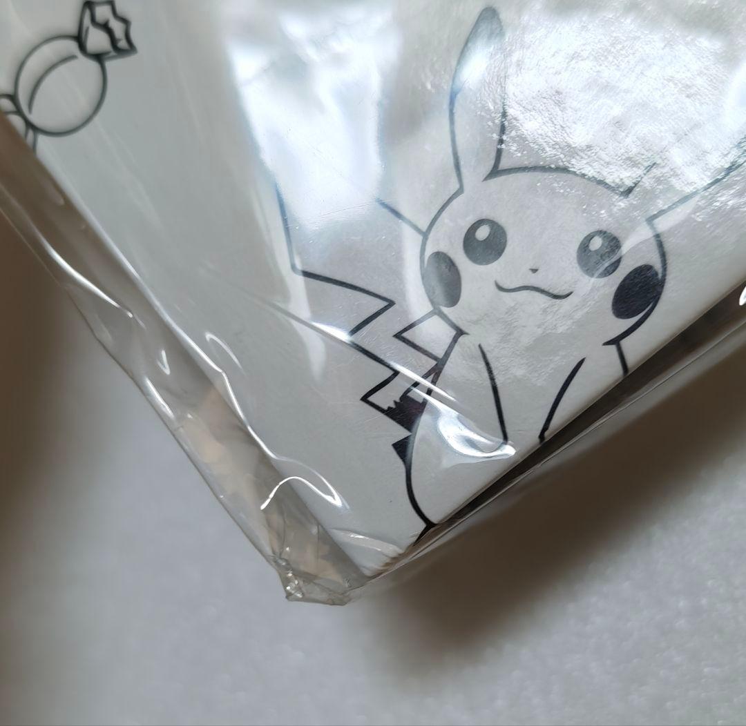 ポケモンセンターUSA 海外限定 バインダー ピカチュウ コミックスタイル