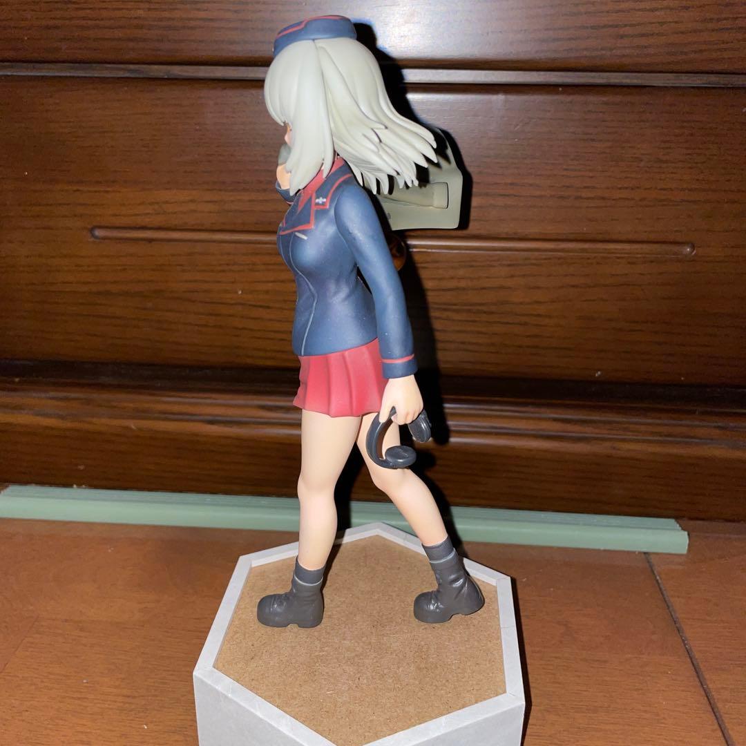 ワンフェス ガレージキット完成品　ガールズ＆パンツァー 逸見エリカ フィギュア