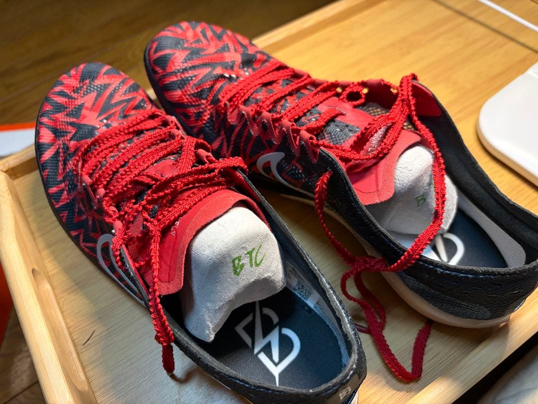 NIKEドラゴンフライBTC