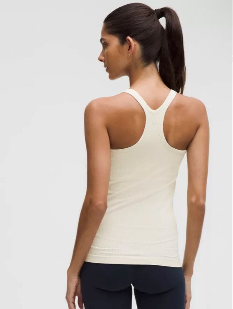 新品　Lululemon Ebb to Street タンクトップ サイズ6