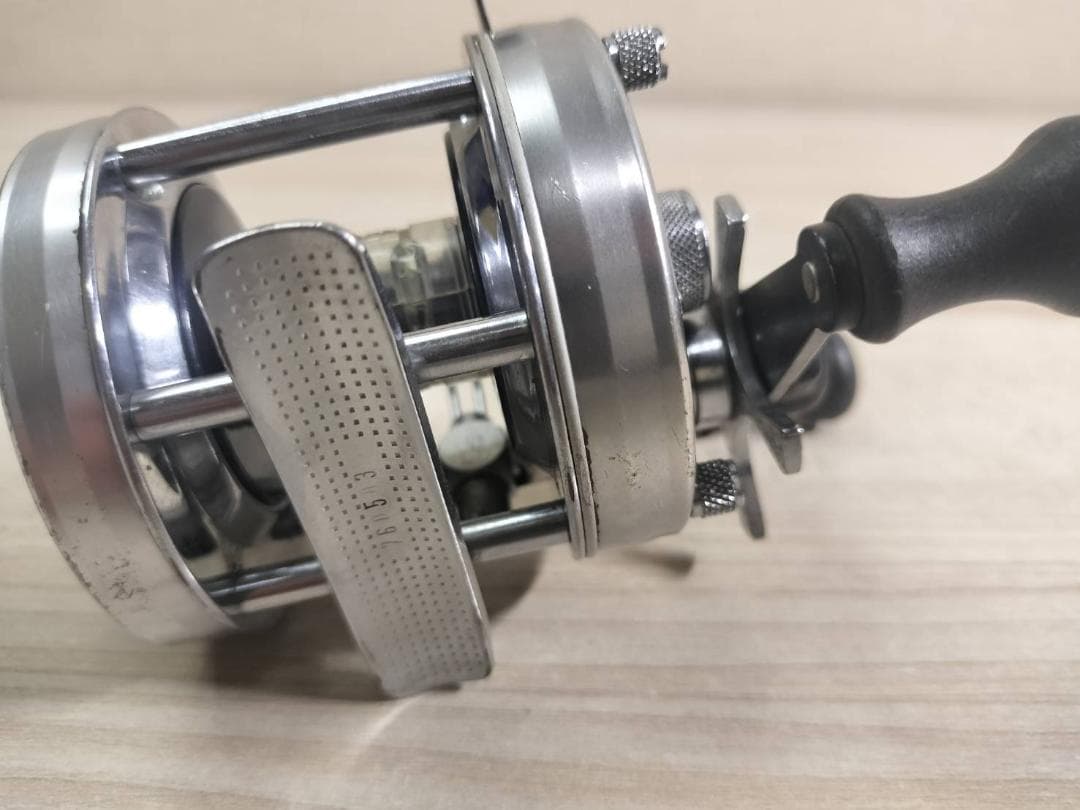 ☆ABU GARCIA アブ アンバサダー 5500C　ビンテージリール　銀