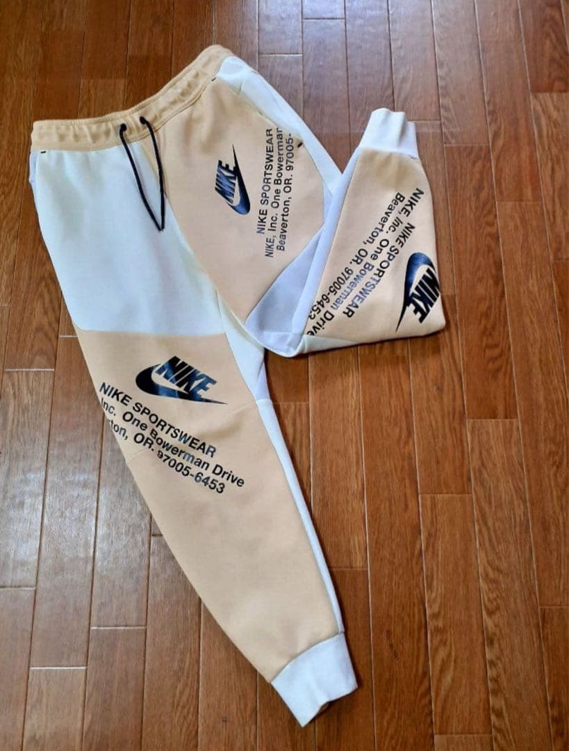 NIKE テックフリース　セットアップ　上下　M　ベージュ
