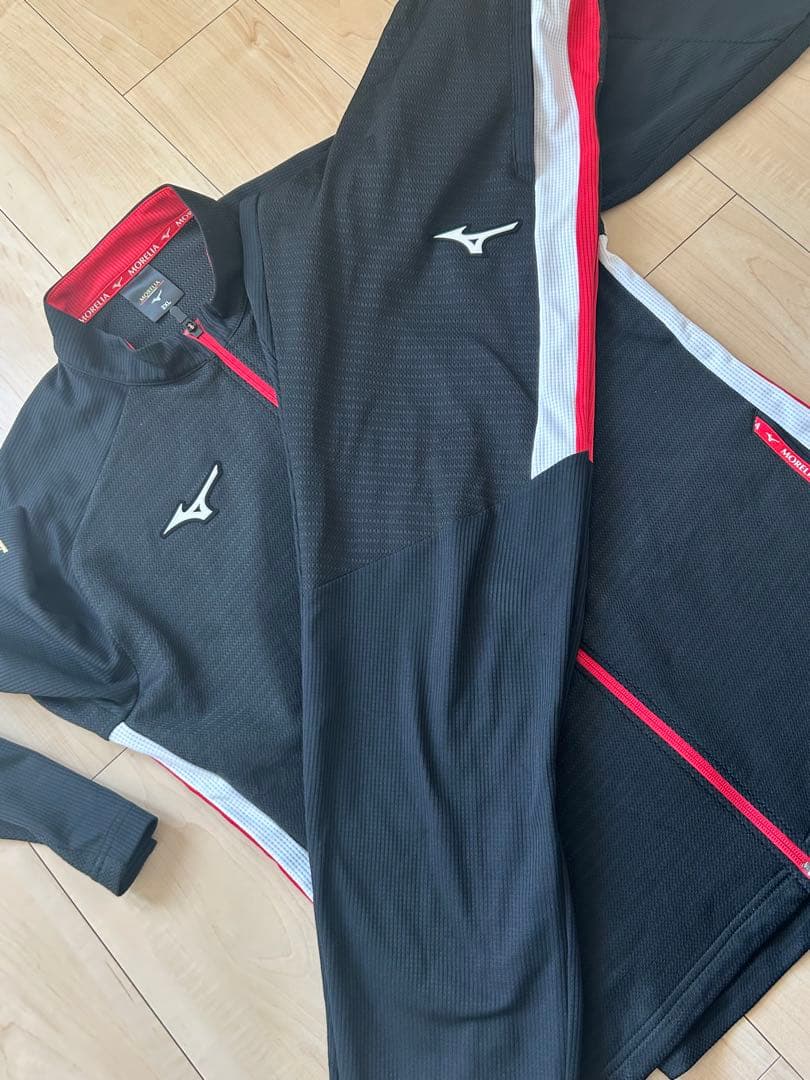 ミズノ　MORELIA セットアップ　ジャージ