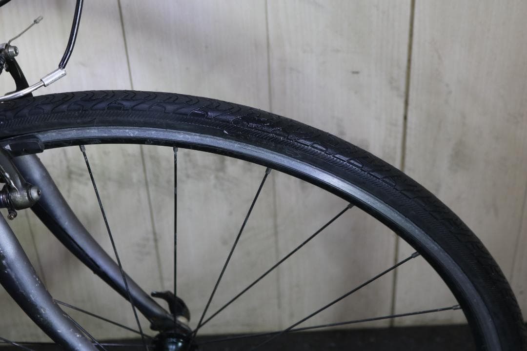 GIANT ESCAPE R3 700C アルミ24速500mm GREYクロス
