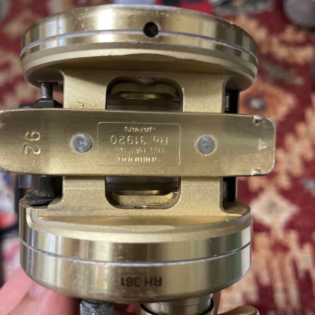 SHIMANO CALCUTTA 201XT ベイトリール
