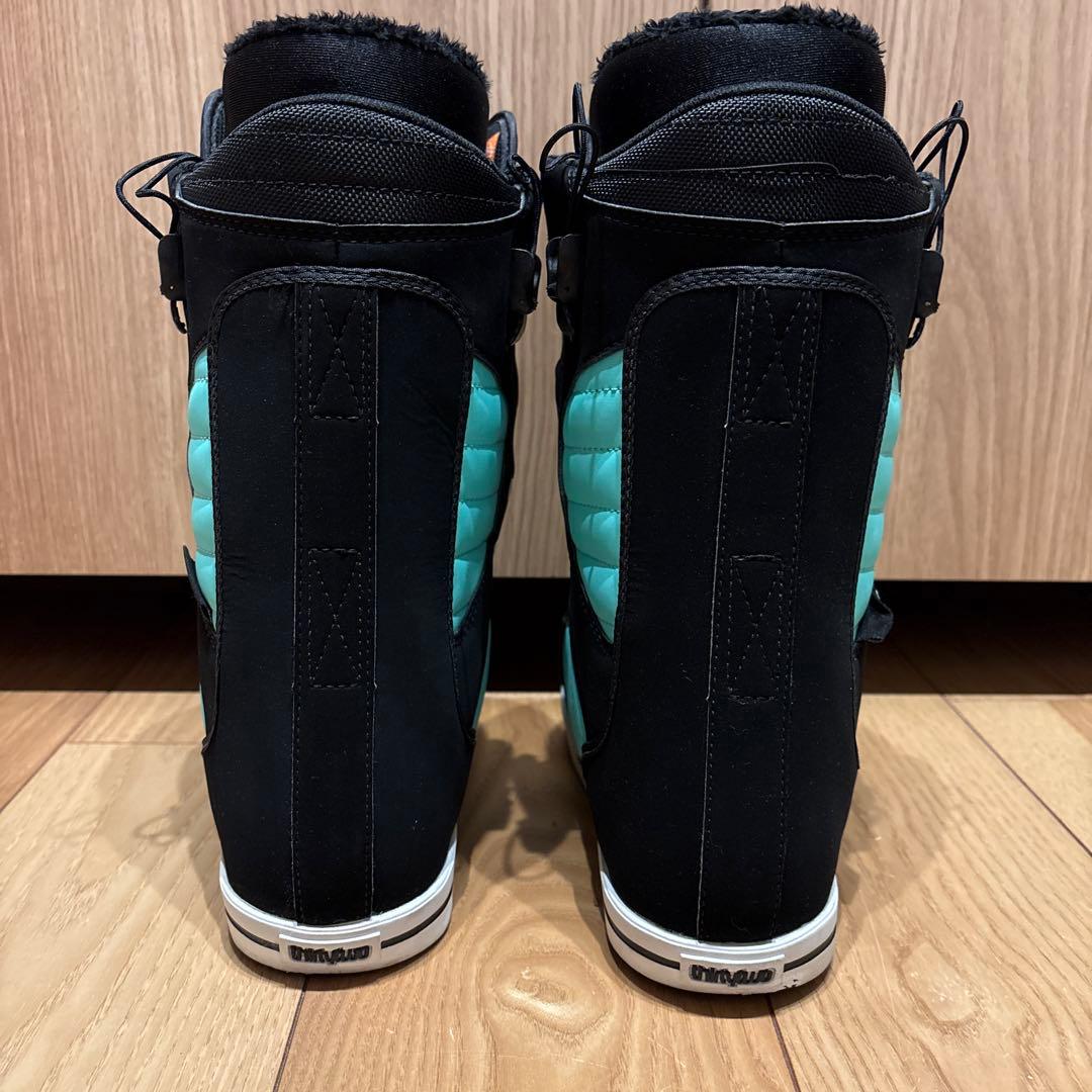 thirtytwo サーティートゥー 86 FT スノーボード ブーツ 軽量