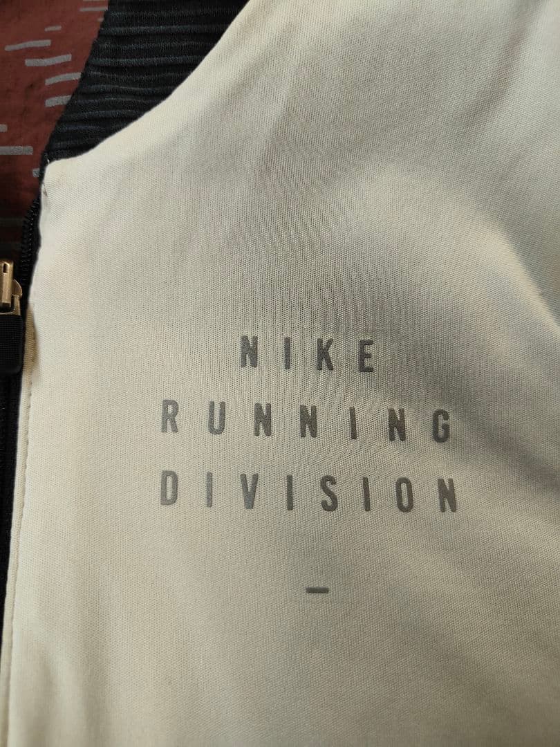 NIKERUNNINGDIVISION　ナイロンジャケット　ランニングウェア