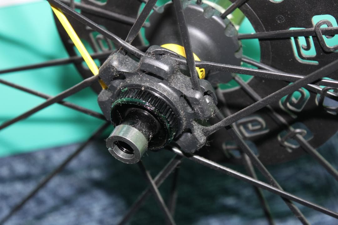 Mavic 700C クリンチャーホイールキシリウムPro UST