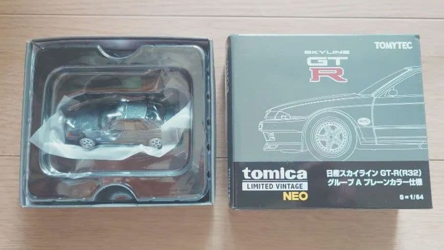 トミカ リミテッド ヴィンテージ　スカイラインGT-R BNR32 オートサロン