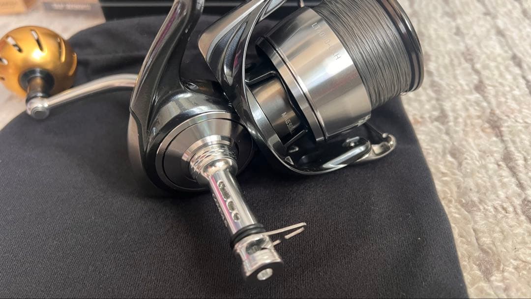 DAIWA 24CERTATE LT4000-CXH 美品