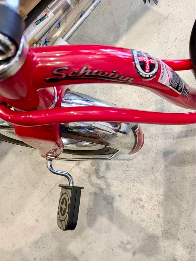 シュウィン ロードスター 12インチ 三輪車 Schwinn Roadster