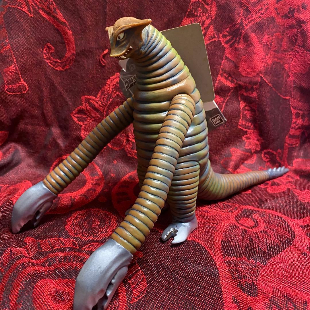 サドラ 重層ベローズ ウルトラマン 怪獣 ソフビ メビウス タグ付き 新品
