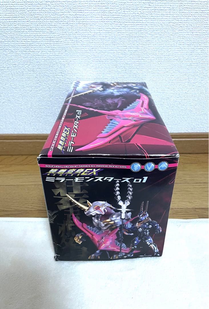 仮面ライダー龍騎　装着変身EX ミラーモンスターズ01
