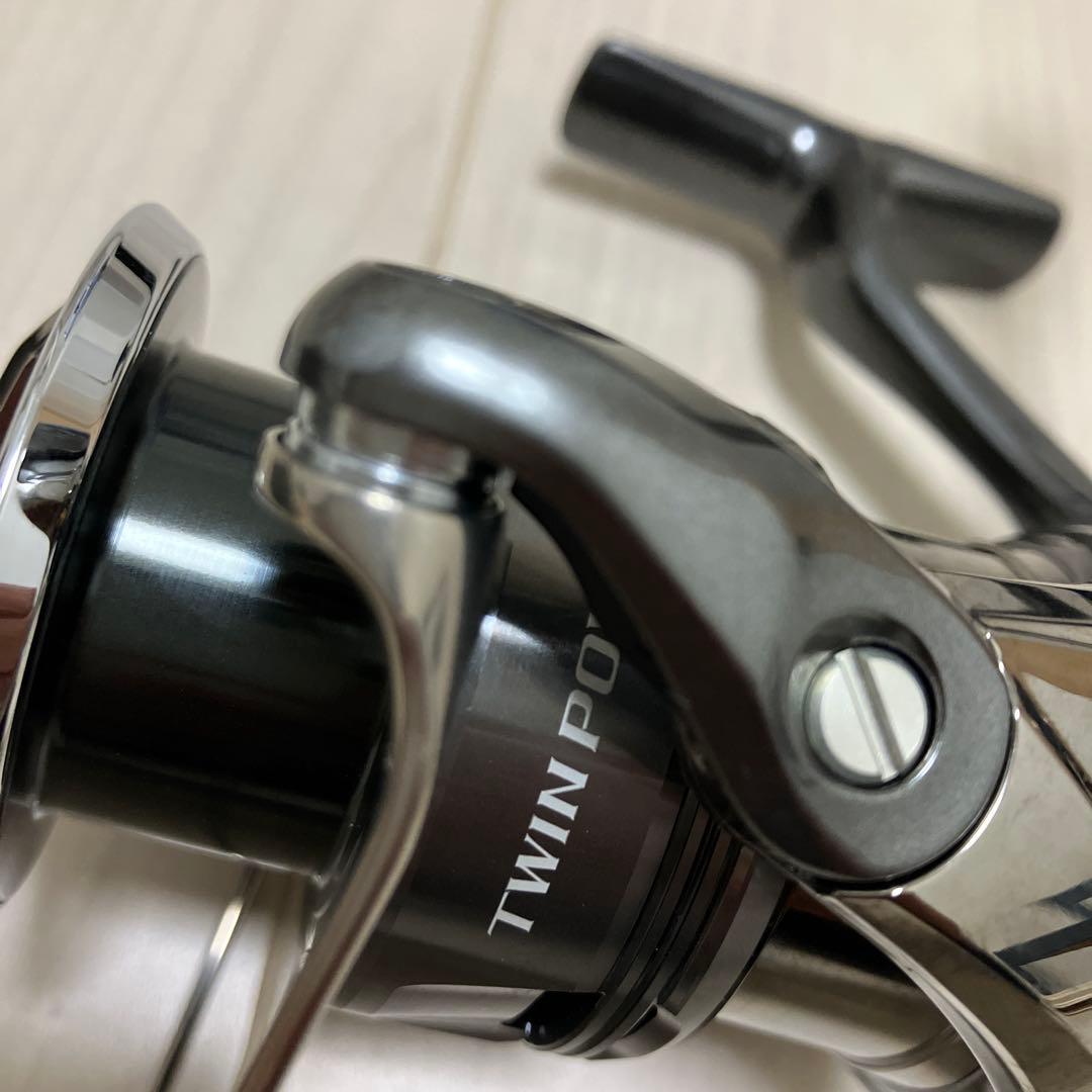 極美品 シマノ 24ツインパワー C3000XG
