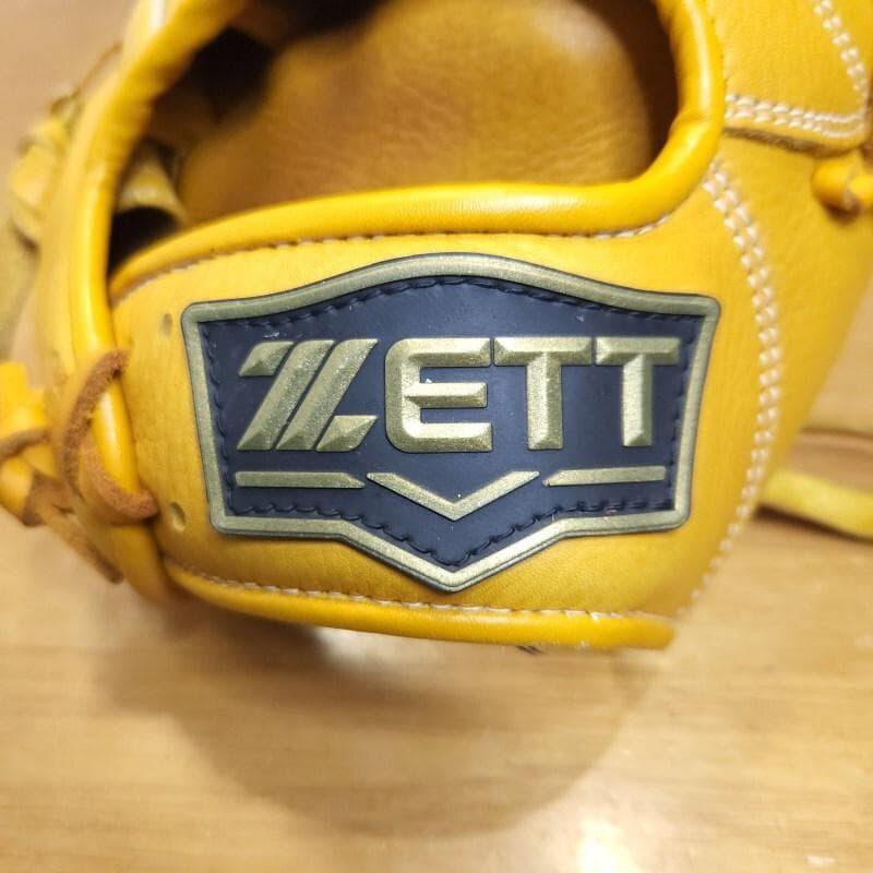 ZETT ゼット ソフトステア シリコンラベル M球対応 内野用 軟式グローブ