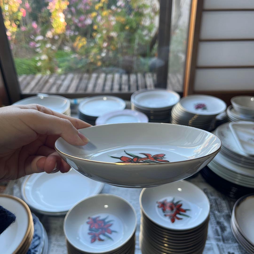 【たち吉】朱色花柄小皿（38枚）※バラ売り可